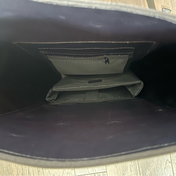 KODIAK Blackout 40-Liter TPU extreme weather Waterproof Backpack NEW - Picture 4 of 6